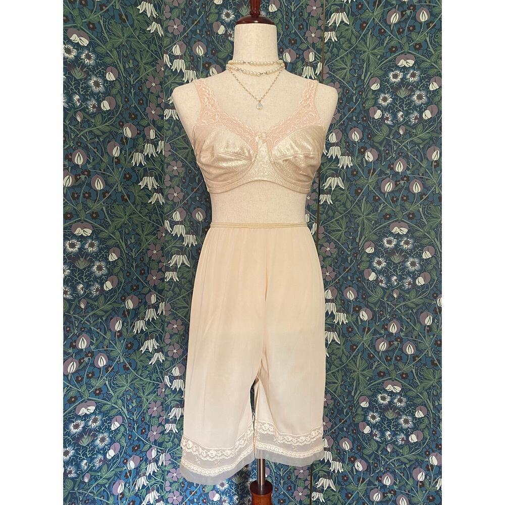 Soft cup bra with lace neckline in beige, size 34C
